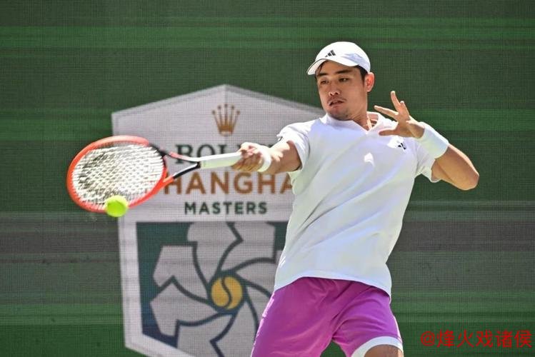 上海大师赛首日：吴易昺迎来年度首胜，商竣程旗开得胜