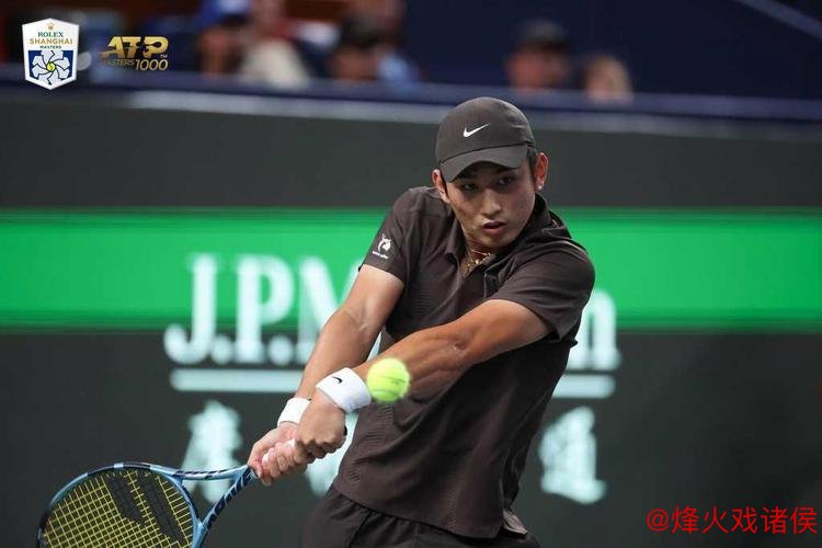 上海大师赛:商竣程男单64强出局,周意比赛因雨中断 上海大师赛:商竣程男单64强出局,周意比赛因雨中断