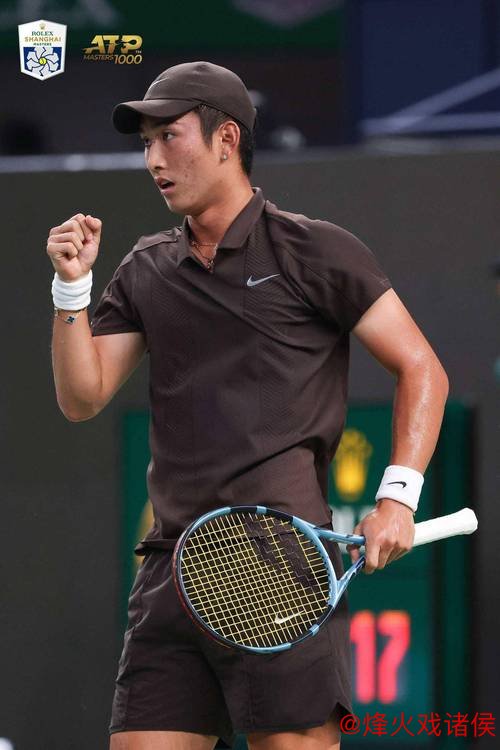 上海大师赛:商竣程男单64强出局,周意比赛因雨中断 上海大师赛:商竣程男单64强出局,周意比赛因雨中断