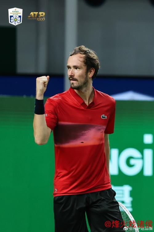 上海大师赛：梅德维德夫首战告捷，鲁德意外止步首轮