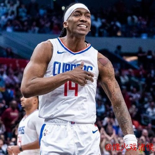 曼恩与快船签下3年4700万提前续约合同 上季场均贡献8.8分
