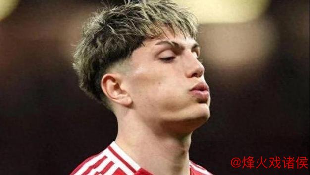 曼联为加纳乔开出7000万英镑高价 那不勒斯望而却步