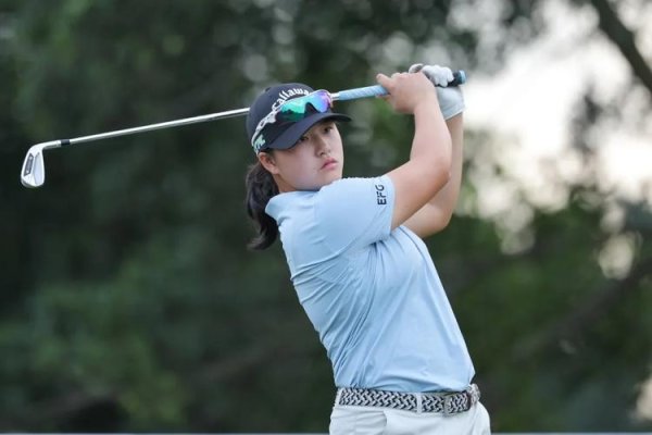 问鼎娱乐官网入口 韩紫琳女子中巡锦标赛领跑冲冠 任玥1杆之差追首胜