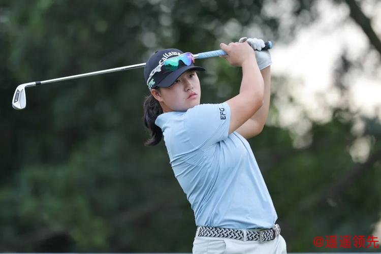 韩紫琳女子中巡锦标赛领跑冲冠 任玥1杆之差追首胜