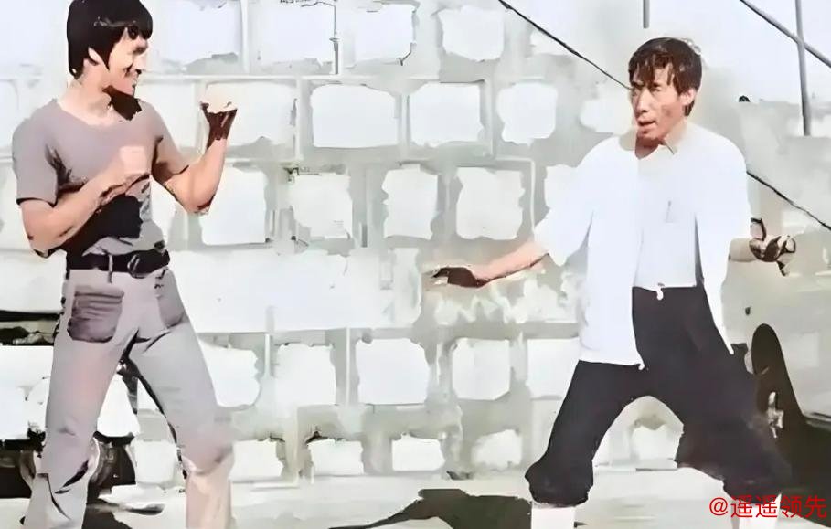 韩英杰谈到李小龙，别人都叫我是右手刀王，李小龙才是真正武术家